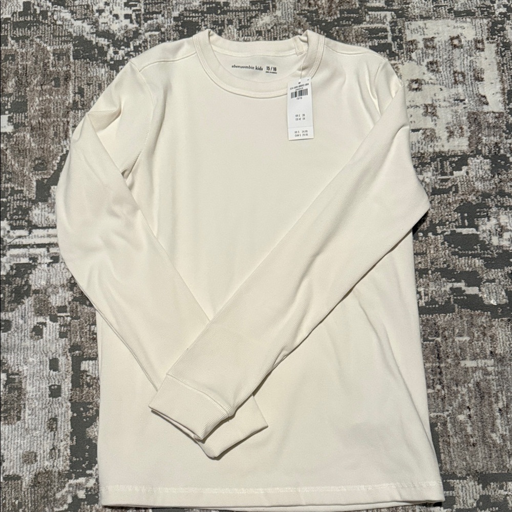 NWT Abercrombie Kids Off-White Long Sleeve Tee